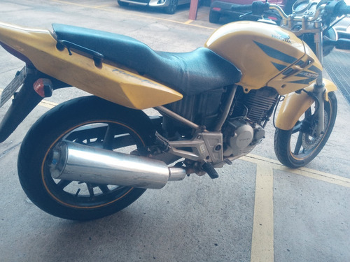 Imagem 1 de 5 de Honda Cbx250