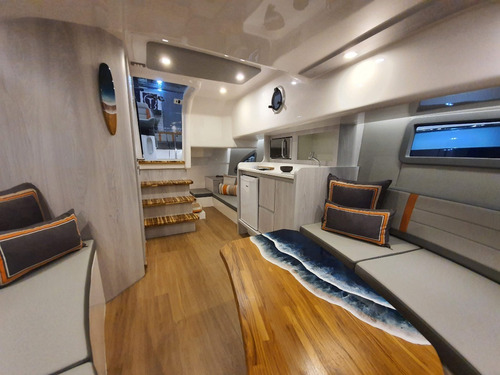 Lancha Triton Flyer 38 T-top || Zero ||