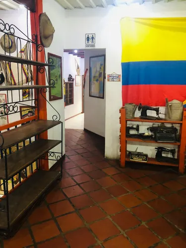 Venta De Restaurante De Comida Típica Colombiana En La Candelaria De Valencia Incluye Casa Comercial Y Fondo De Comercio Del Reconocido Restaurante Jose Felix