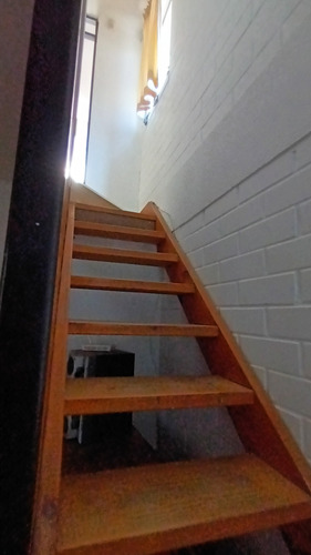 Venta Casa La Pintana De Dos Pisos
