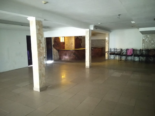 Hotel En La Av. La Limpia Maracaibo