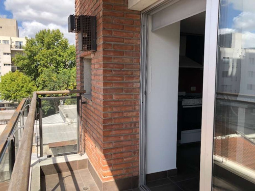 Imagen 9 de 14 de Departamento En Venta En Moron Centro