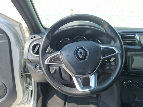 Renault Logan 4p Intens L4/1.6 Aut