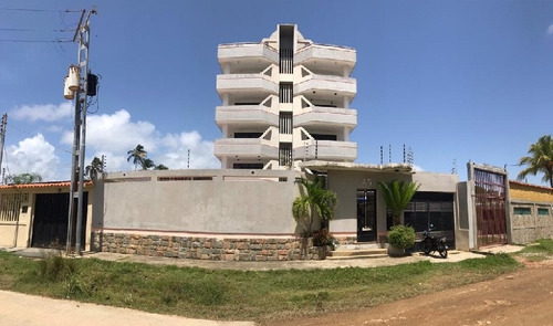 Imagen 3 de 14 de Edificio En Venta En Chichiriviche Penélope Yáñez