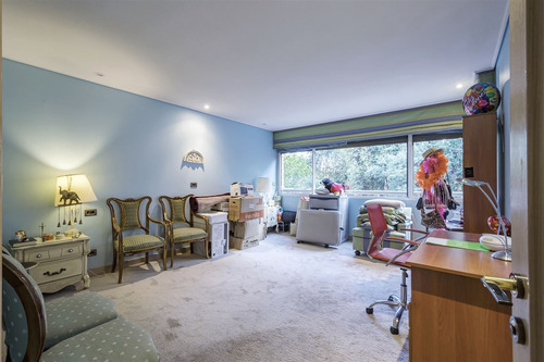 Departamento En Venta De 4 Dorm. En Las Condes