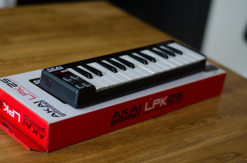 teclado midi akai lpk25 teclado midi akai lpk25