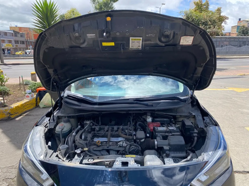 Nissan Versa 1.6 Exclusive