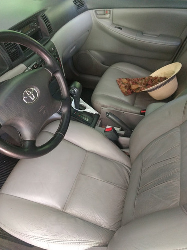 Toyota Corolla Fielder Ano 2005
