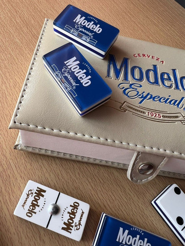 Domino Modelo Especial Baraja Española Cubilete Corona Extra