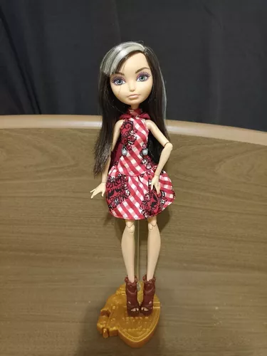 Boneca Ever After High Cerise Hood Piquenique Encantado