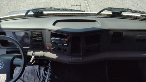 Imagem 12 de 15 de Caminhão Truck 6x2 Vw 24.280 Na Carroceria Sider 2019