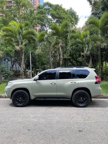 Toyota Prado Txl 3.0 Turbo Diésel 4x4 Automática
