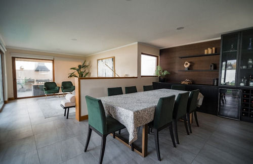 Casa En Arriendo, Viña Esmeralda Ii, Las Rastras.