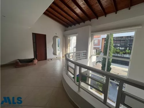 Casa Unifamiliar En Parcelacion Exclusiva(mls#242873)