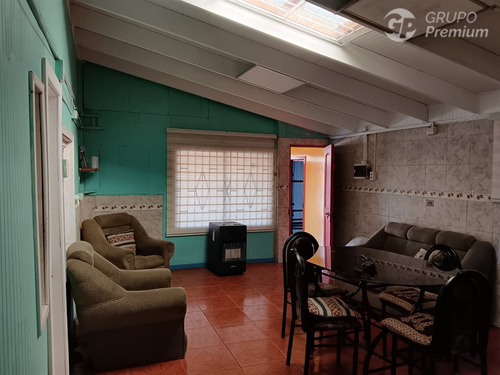 Casa Y Local En Arriendo De . En Talcahuano