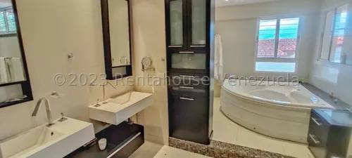 Venta De Casa En Sorocaima