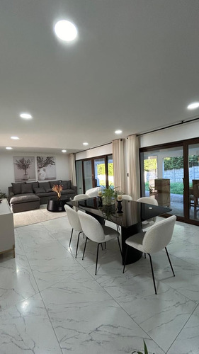 Linda Casa En Venta (71107)