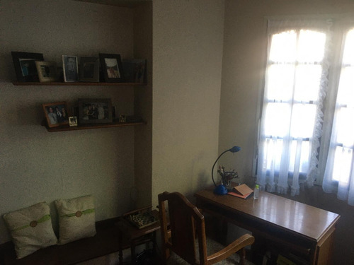 Imagen 7 de 14 de Venta Excelente Casa 5 Ambientes Piscina Parque Cochera Doble Ituzaingo Centro