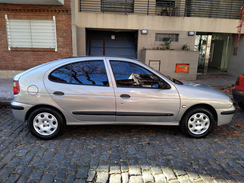 Renault Megane 2 1.6 Pack Plus