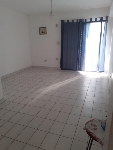 Imagen 1 de 12 de En Venta! Dpto 2 Dorm. En Calle 9 De Julio!