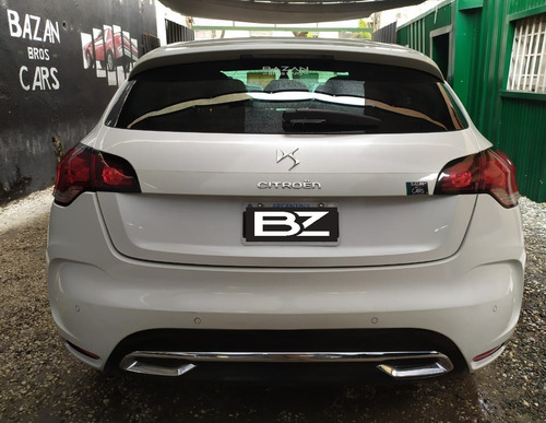 Imagen 3 de 6 de Citroen Ds4 1.6 Thp So Chic Modelo 2012