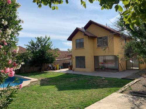 Se Vende Casa Con Piscina 4d 3b Ayres Chicureo Con Laguna