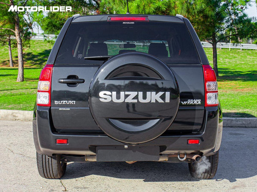 Imagen 4 de 25 de Suzuki Grand Vitara Limited 2.4 4x2 | Permuta / Financia