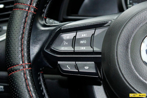 Mazda 3 2.0 Touring
