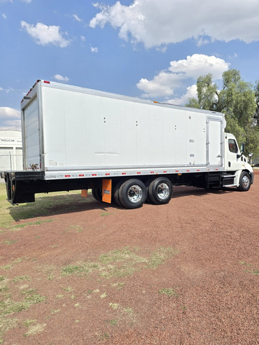 Freightliner Torton Cascadia 2016 Rabon Refrigerado