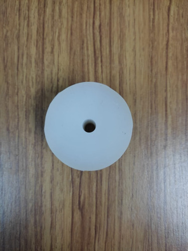 Imagen 3 de 4 de Tapon De Silicon Para Botellon #10 Perforado Para Airlock