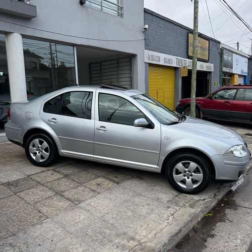 Volkswagen Bora 2.0 Trendline 115cv