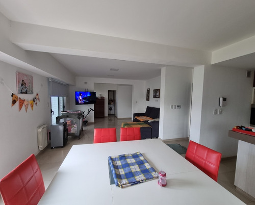 Imagen 6 de 14 de Casa En Funes City 2 Dormitorios 519 M2 De Terreno. Calidad