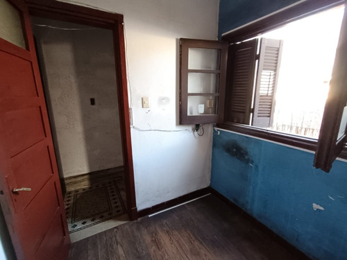 Casa En Venta 3 Dormitorios, Balcón Y Azotea