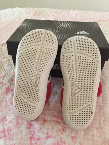 Sandalia adidas Minnie Talle 26