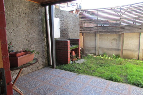 Se Vende Acogedora Casa, A Cuadras De La Municipalidad De Cu