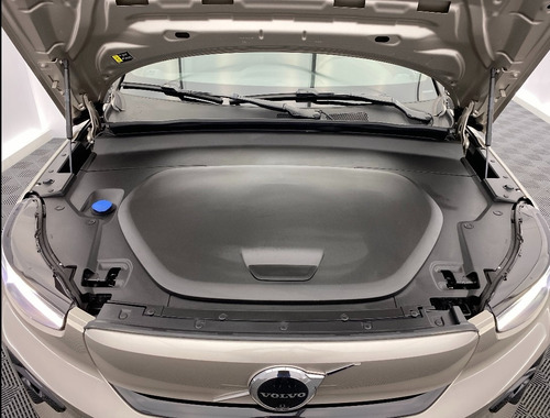 Volvo XC40 0.0 RECHARGE ULTIMATE PURE ELECTRIC 4X4