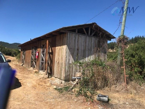 Precioso Campo En La Región Del Maule, Comuna De Pencahue.