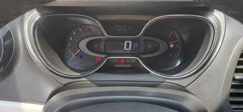 Renault Captur 2.0 Intens Automática