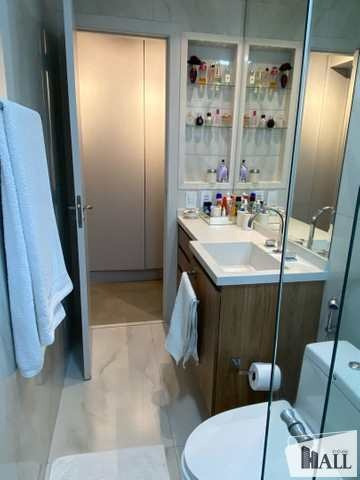Imagem 6 de 30 de Apartamento À Venda No Condomínio Madson Com 2 Quartos, 2 Vagas - V7761