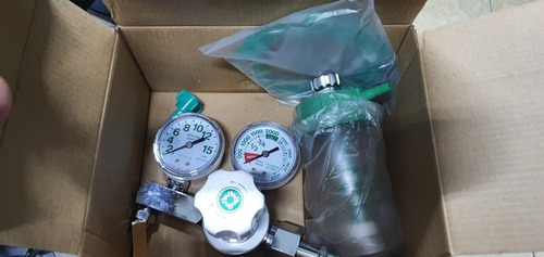 Regulador Pesado C 2 Manometros De Oxigeno Precio P Mayor