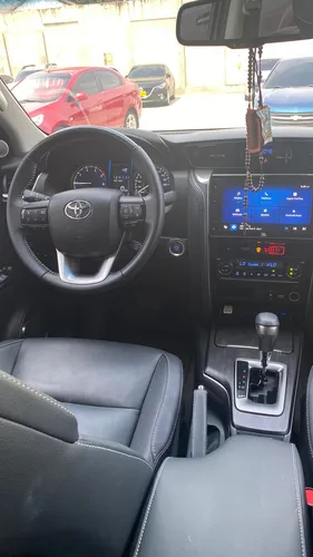 Toyota Fortuner 2.4 Diésel Srv 4X2