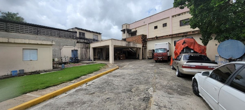 Alquiler De Nave En La Autopista Duarte