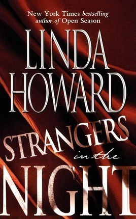 Strangers In The Night - Linda Howard (paperback)