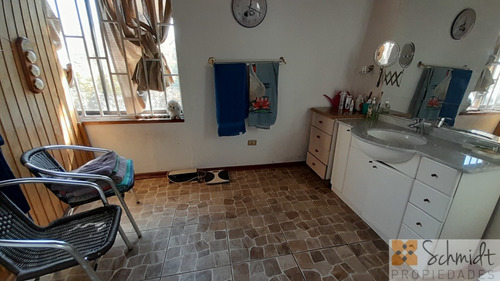 Amplia Casa Ubicada En Un Barrio Consolidado De Vitacura