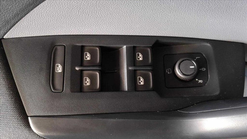 Volkswagen T-Cross 1.0 200 TSI TOTAL FLEX COMFORTLINE AUTOMÁTICO