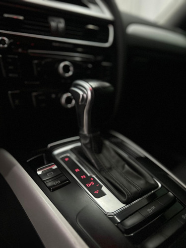 Audi A4 1.8 Tfsi Attraction Multitronic 4p