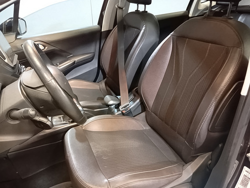 Peugeot 2008 1.6 Feline