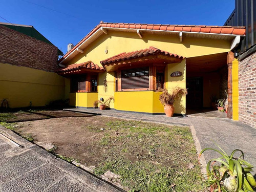 Casa 4 Ambientes En Venta En Lomas De Zamora