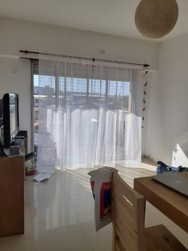 Imagen 6 de 14 de Departamento En Venta En Avellaneda Este