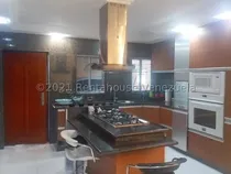 Comprar Hermoso, Amplio Y Moderno Twon House, Con Acabados De Lujo Ubicado En Zona Exclusiva, Cercano Al Campo De Golf De San Diego. Conjunto Con Vigilancia Privada, Pozo De Agua, Seguridad Las 24 Horas